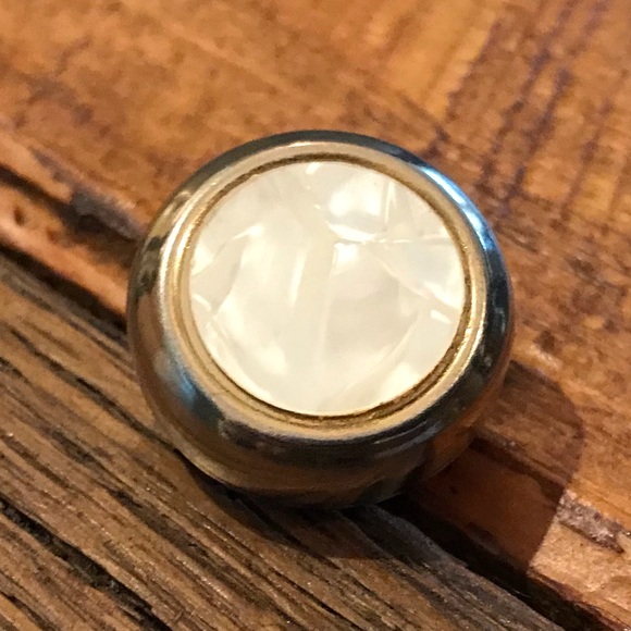 Other - Vintage Large White Pearl Tie Clip